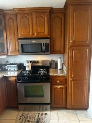 929 Russelle Dr., West Covina, CA 91790