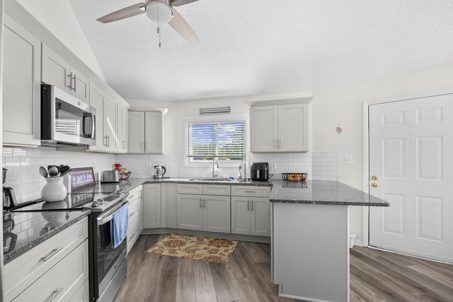 622 Tall Oaks Ln., Myrtle Beach, SC 29588