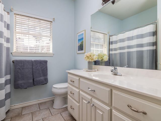 1903 Skyles RD, Rockdale, TX 76567