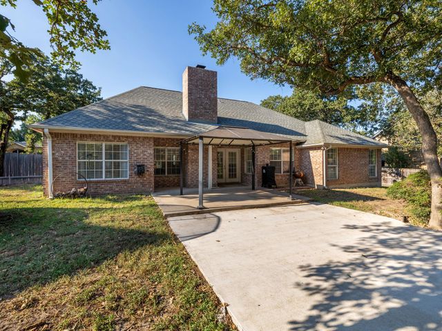 1903 Skyles RD, Rockdale, TX 76567