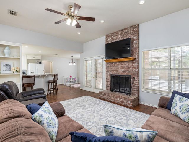 1903 Skyles RD, Rockdale, TX 76567