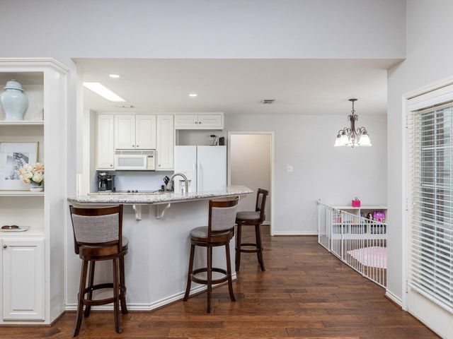 1903 Skyles RD, Rockdale, TX 76567