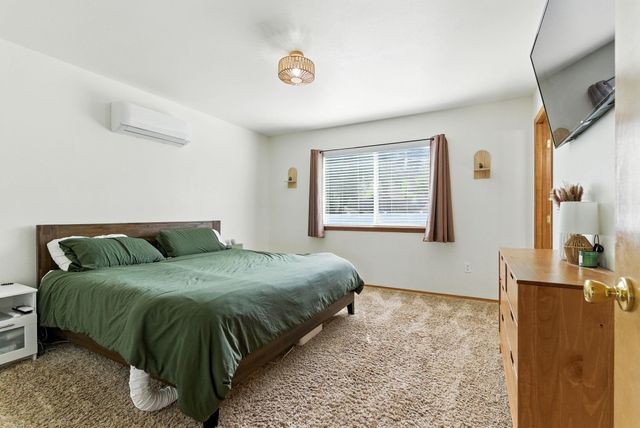 1124 Moen Rd, Greenacres, WA 99016