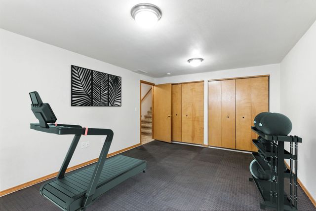 1124 Moen Rd, Greenacres, WA 99016