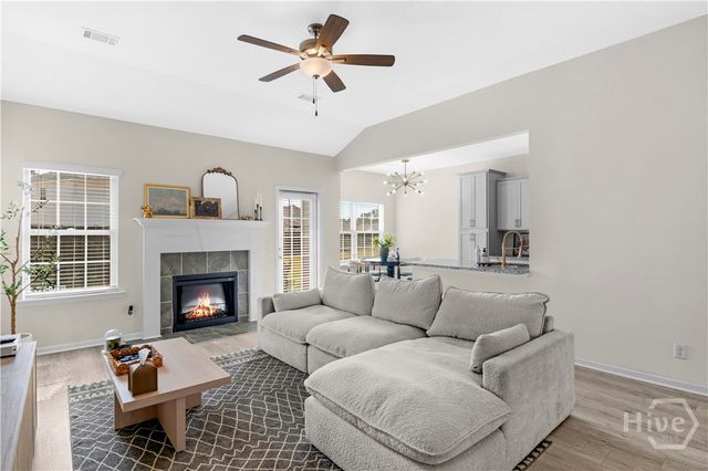 323 Brightleaf, Hinesville, GA 31313