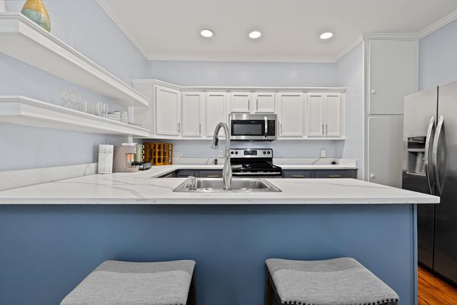 216 W Austin St, Jefferson, TX 75657