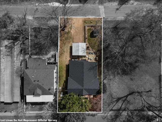 216 W Austin St, Jefferson, TX 75657