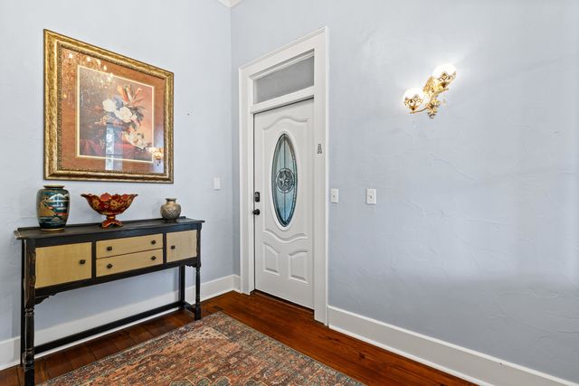 216 W Austin St, Jefferson, TX 75657