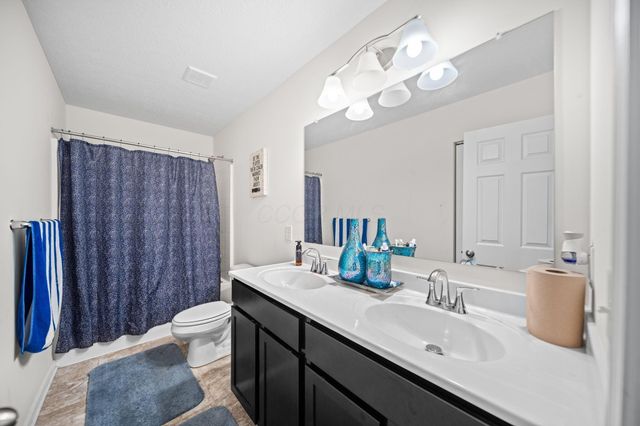 7436 Bullseye Drive, Canal Winchester, OH 43110