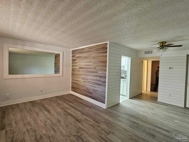 600 Scenic Hwy 214, Pensacola, FL 32503