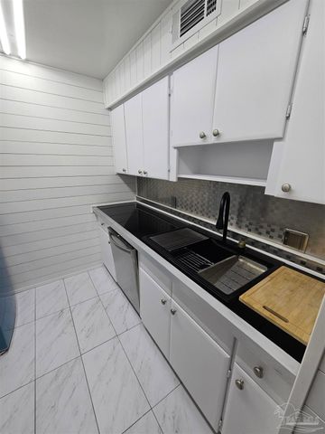 600 Scenic Hwy 214, Pensacola, FL 32503