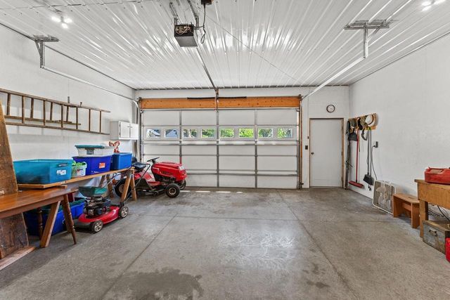 215 8th Street, Reedsburg, WI 53959