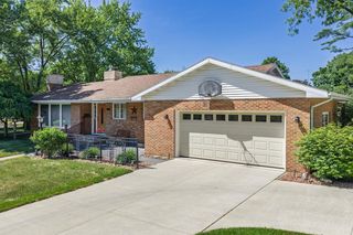 215 8th Street, Reedsburg, WI 53959