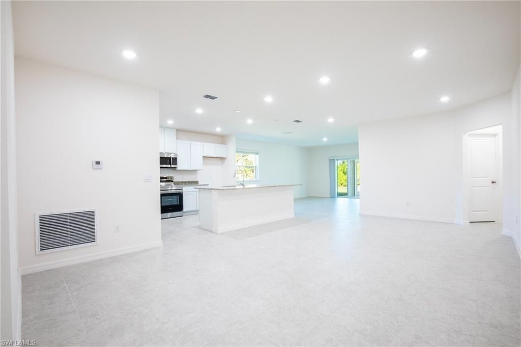 407 SW 19th AVE, CAPE CORAL, FL 33991 — photo 2