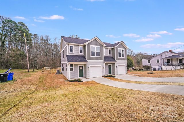 645 Brookwood Street A, Mooresville, NC 28115