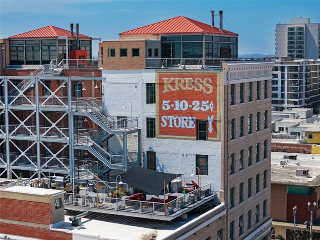 100 W 5th Street 3G, Long Beach, CA 90802