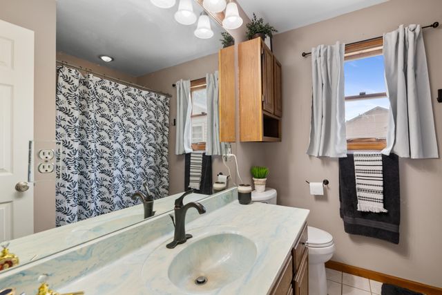 220 N Knight, Wichita, KS 67203