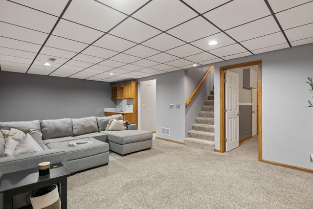 220 N Knight, Wichita, KS 67203