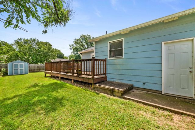 220 N Knight, Wichita, KS 67203