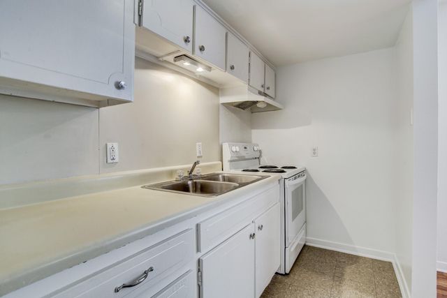 1624 Marshall Street 16, Houston, TX 77006