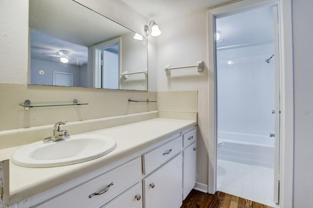 1624 Marshall Street 16, Houston, TX 77006