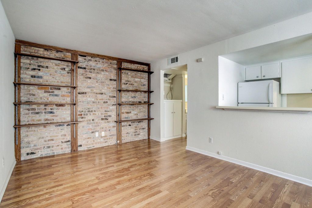 1624 Marshall Street 16, Houston, TX 77006