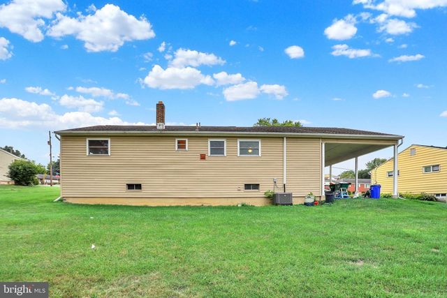 19 E GLENWOOD DR, Camp Hill, PA 17011