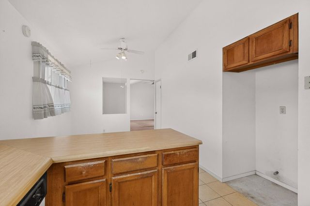 241 Corsica Drive SE, Rio Rancho, NM 87124