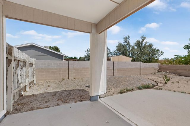 241 Corsica Drive SE, Rio Rancho, NM 87124