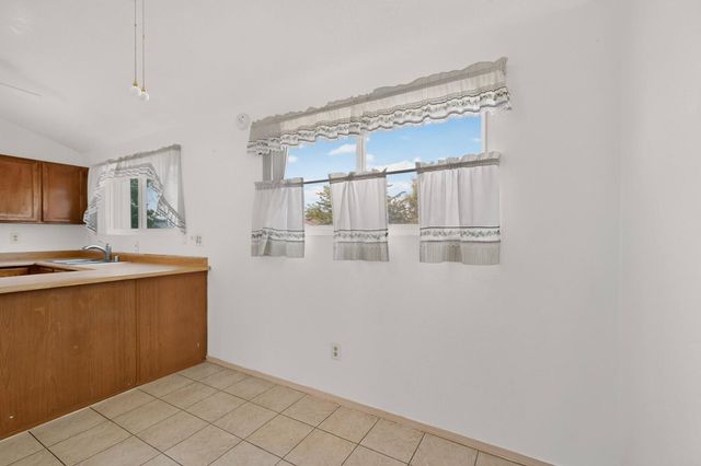 241 Corsica Drive SE, Rio Rancho, NM 87124