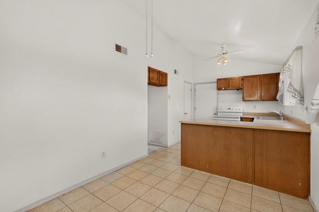 241 Corsica Drive SE, Rio Rancho, NM 87124