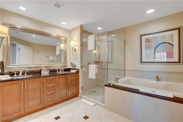 135 East Harmon Avenue 2309, Las Vegas, NV 89109