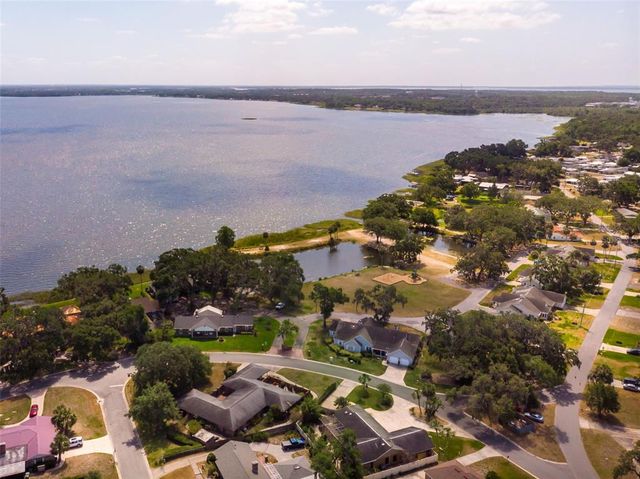 1350 MOSSWOOD DRIVE, Leesburg, FL 34748