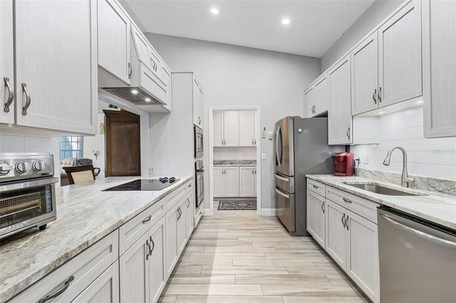 1350 MOSSWOOD DRIVE, Leesburg, FL 34748