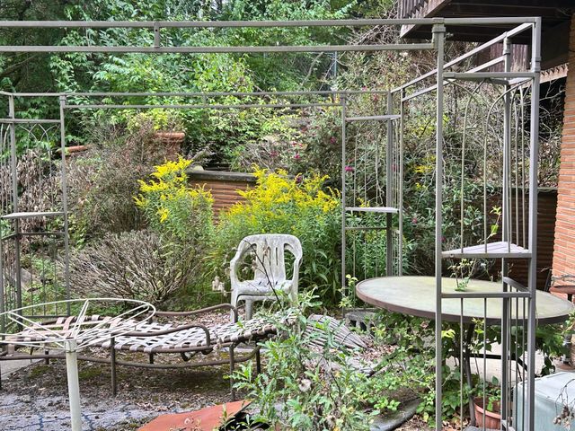 22900 Thorncliffe Street, Southfield, MI 48033