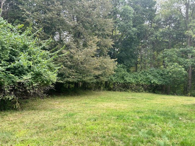 22900 Thorncliffe Street, Southfield, MI 48033