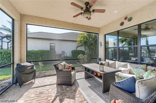 9263 Glenforest DR, Naples, FL 34120