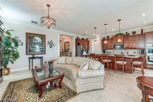 9263 Glenforest DR, Naples, FL 34120