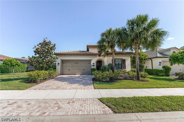 9263 Glenforest DR, Naples, FL 34120
