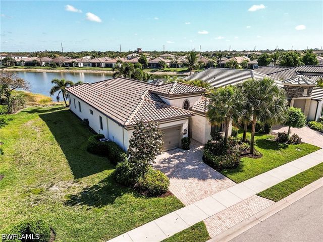 9263 Glenforest DR, Naples, FL 34120