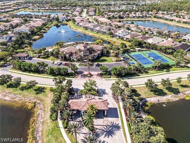 9263 Glenforest DR, Naples, FL 34120