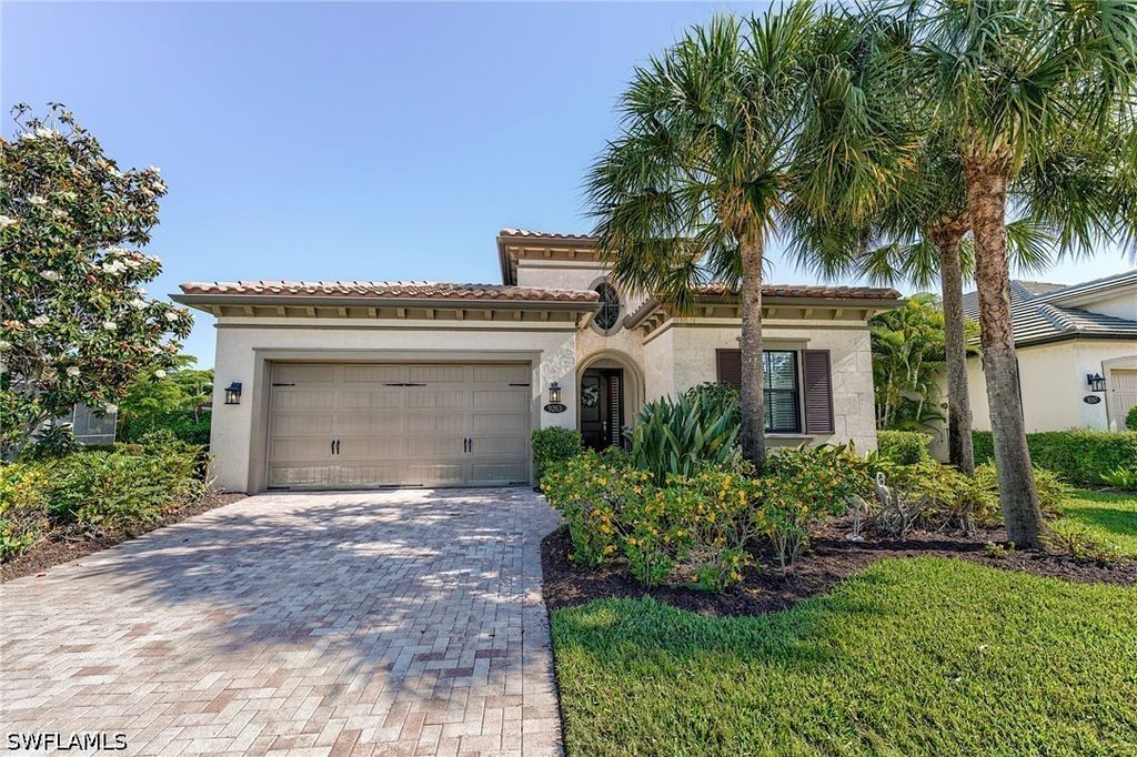9263 Glenforest DR, Naples, FL 34120