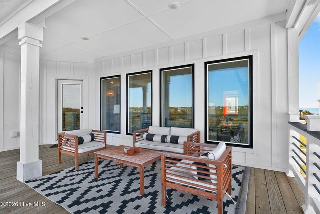 381 E Fourth Street, Ocean Isle Beach, NC 28469