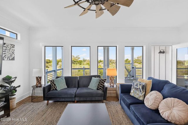 381 E Fourth Street, Ocean Isle Beach, NC 28469