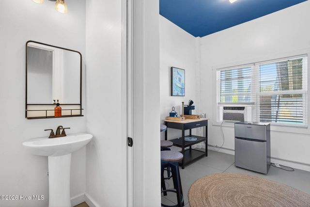 381 E Fourth Street, Ocean Isle Beach, NC 28469