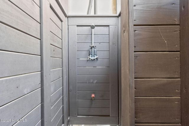 381 E Fourth Street, Ocean Isle Beach, NC 28469