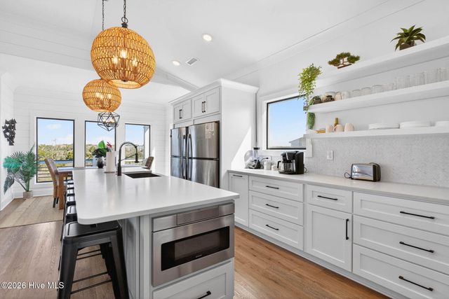 381 E Fourth Street, Ocean Isle Beach, NC 28469