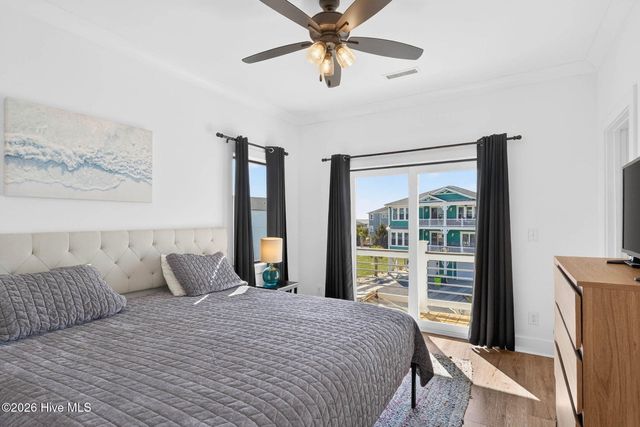 381 E Fourth Street, Ocean Isle Beach, NC 28469