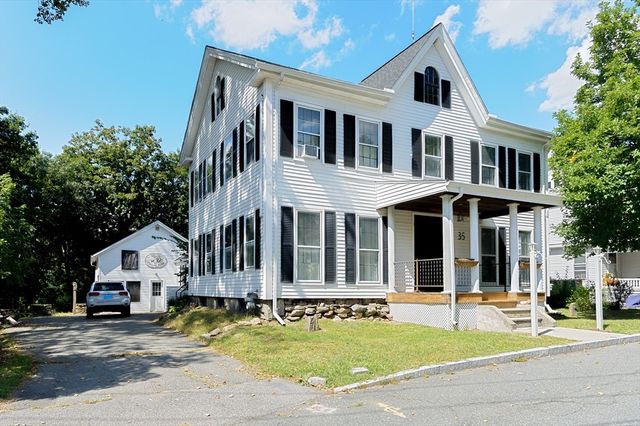 35 Bacon Street, Warren, MA 01083