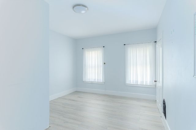 35 Bacon Street, Warren, MA 01083